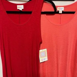 Two XS LuLaRoe Tanks